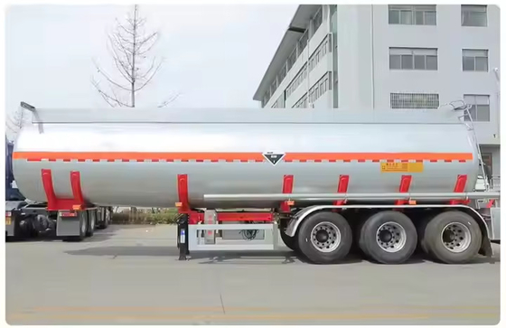 3 축 13150*2500*4100mm 진공 단열 26CBM 2 압력 측정기 LNG 탱크 반 트레일러