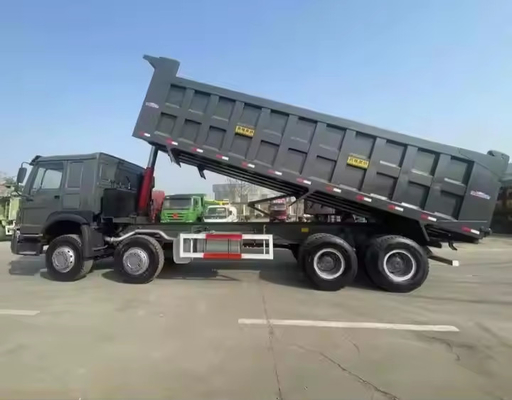커스터마이즈된 중량용 유료물 50T 375hp 6 실린더 디젤 연료 8*4 덤퍼 트럭